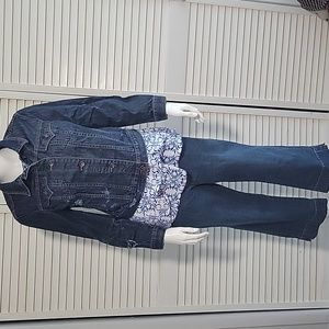 Gap Jeans 1969 Limited Edition Womans Distressed Blue Jean Jacket Sz. MP